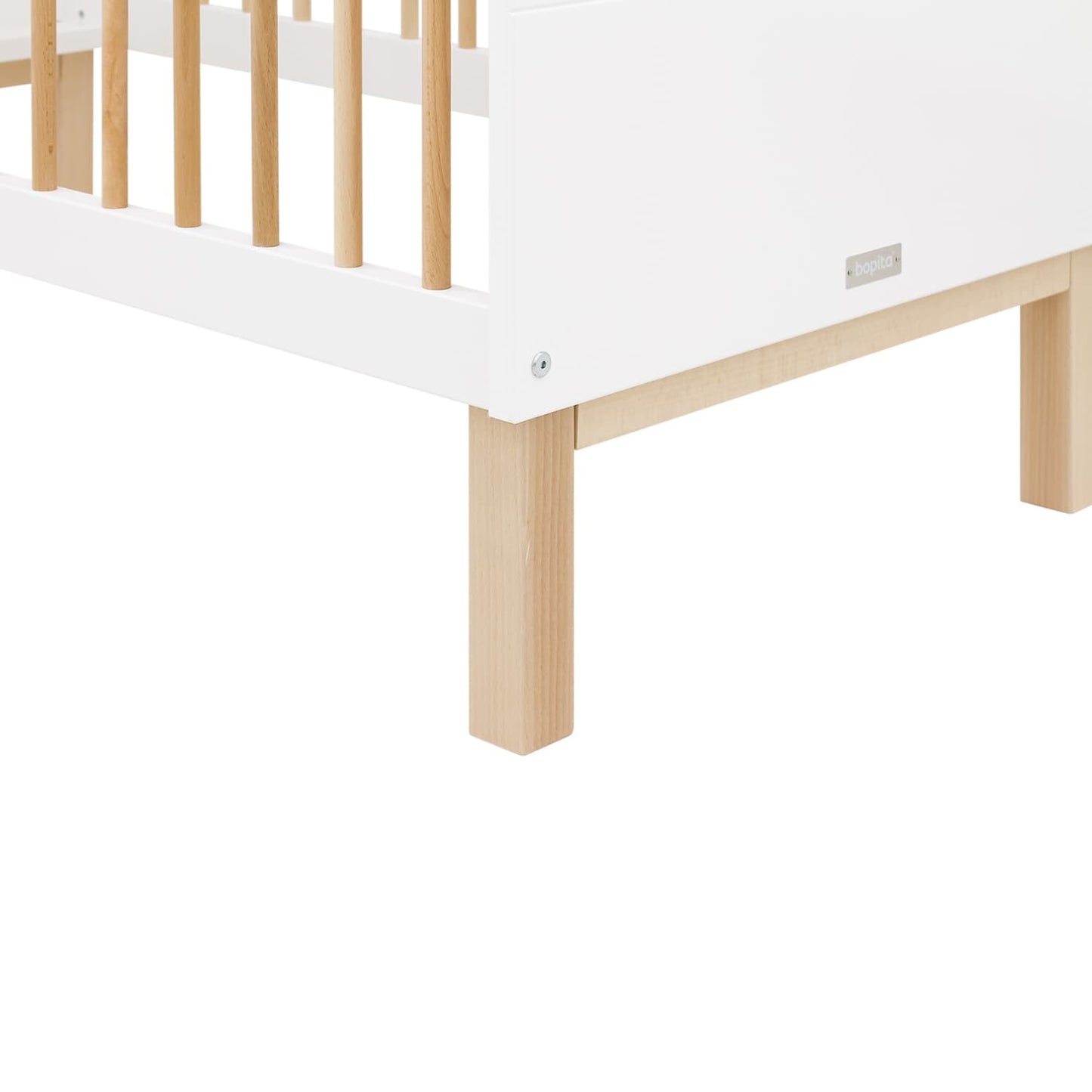 zoom pieds du lit bébé à barreaux 60x120 cm bois et blanc avec sommier à hauteur ajustable